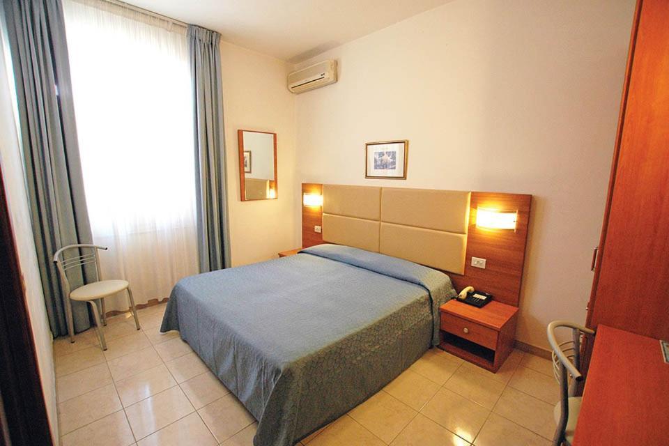 Hotel Patrizia Marina di Massa Εξωτερικό φωτογραφία
