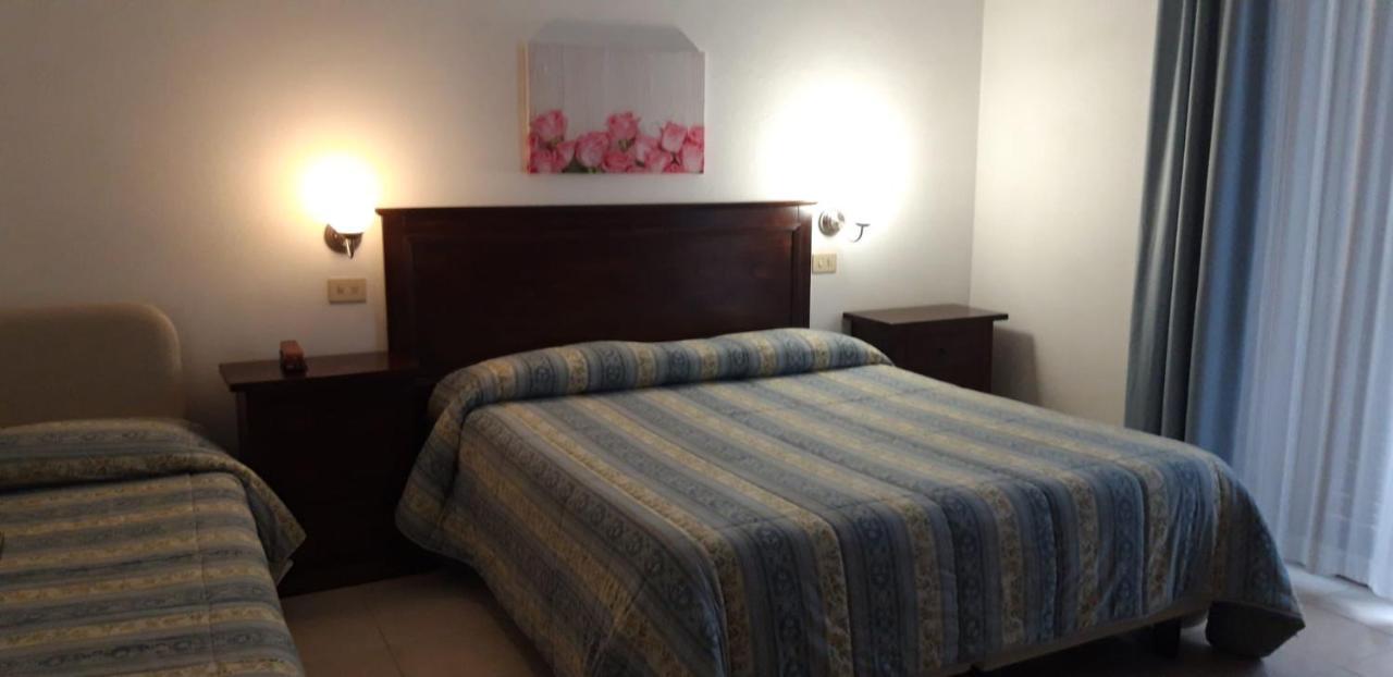 Hotel Patrizia Marina di Massa Εξωτερικό φωτογραφία